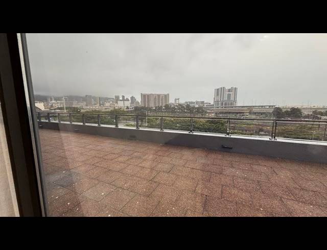 BUSINESS PROPERTY TO RENT IN WOODSTOCK